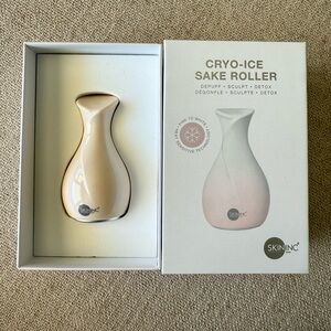 NEW SKIN INC Cryo-Ice Sake Roller